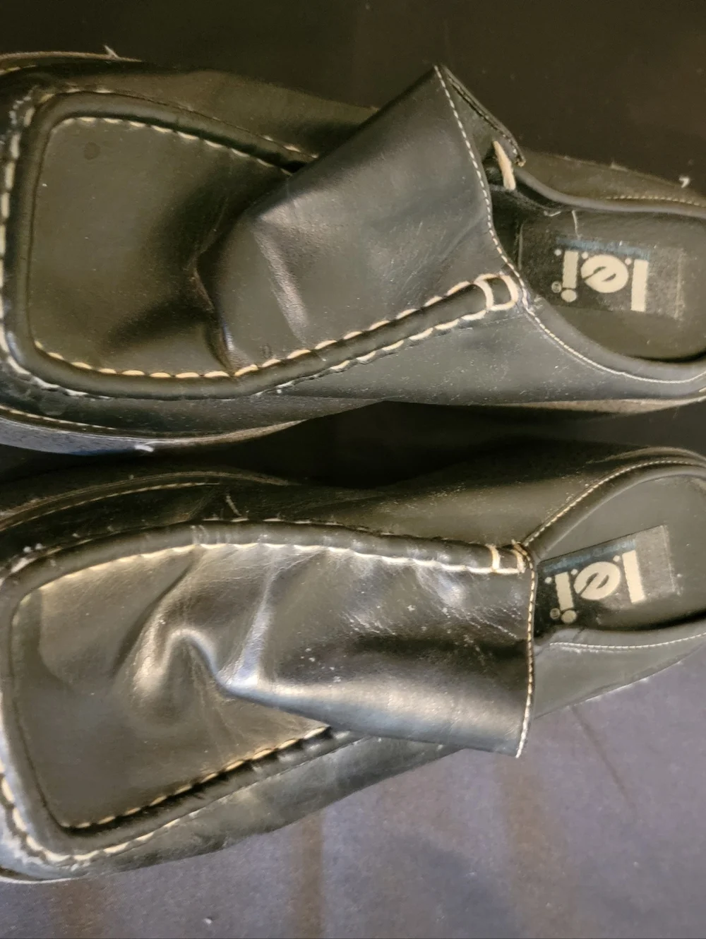 lei Black Leather Platform Mules with Contrast Stitching - Picture 7 of 7